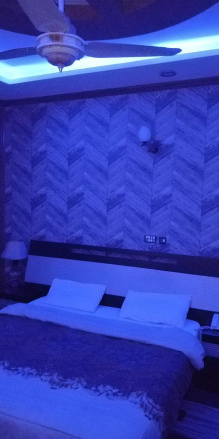 Unique Lodge อิสลามาบัด ภายนอก รูปภาพ